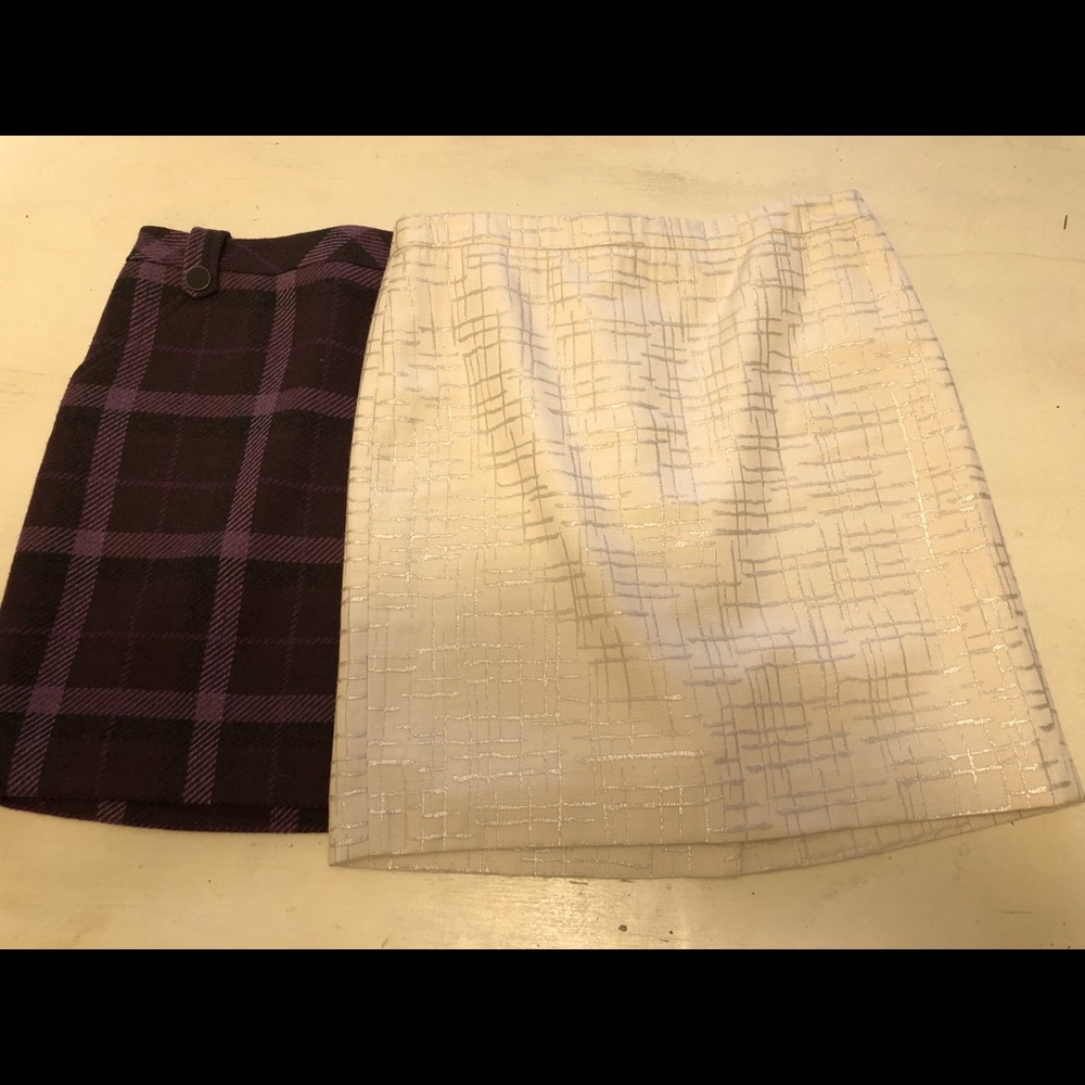 2 LOFT skirts 4P